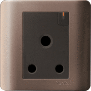 Schneider Zencelo 15A 1 Gang 3 Round Pin Switched Socket